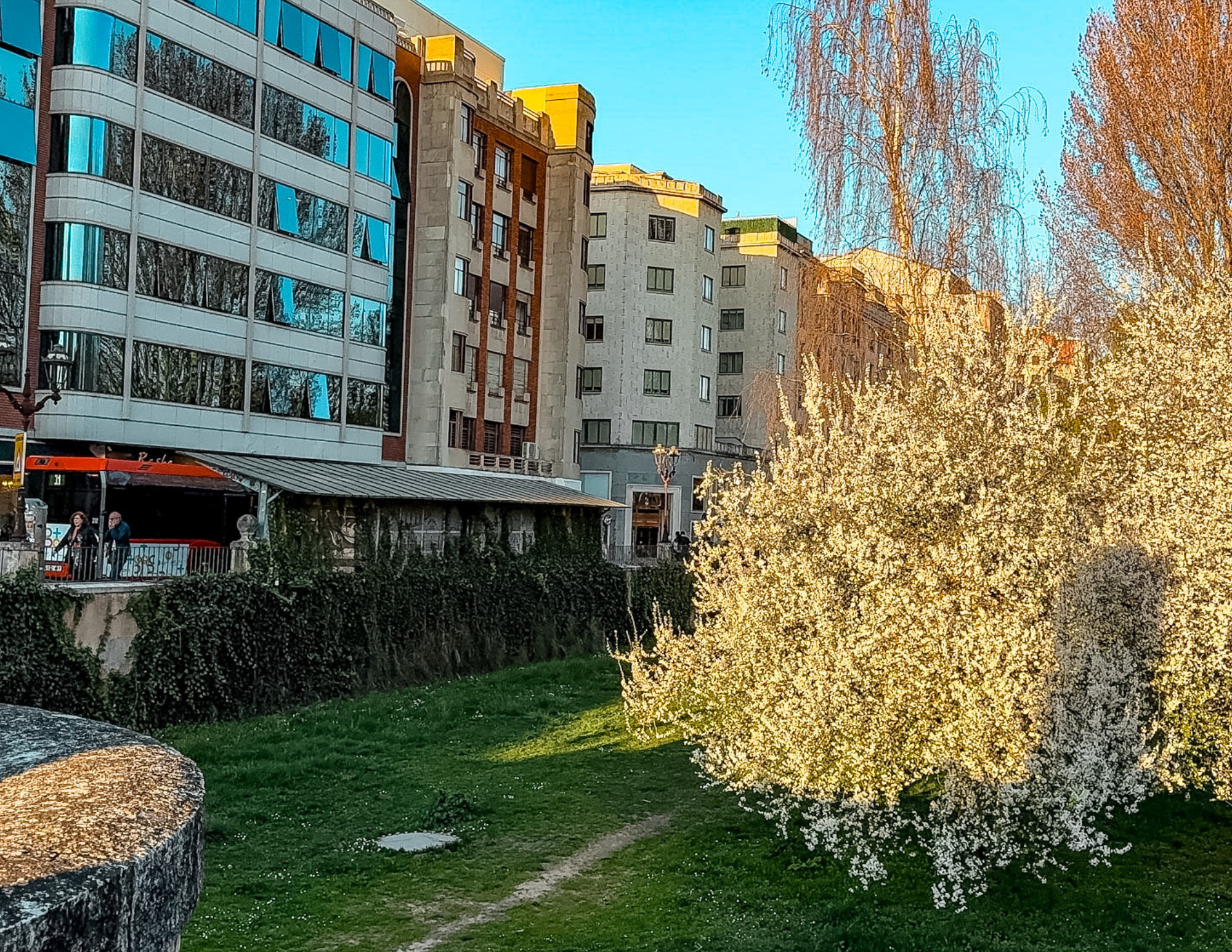 Burgos Travel Guide (3).png
